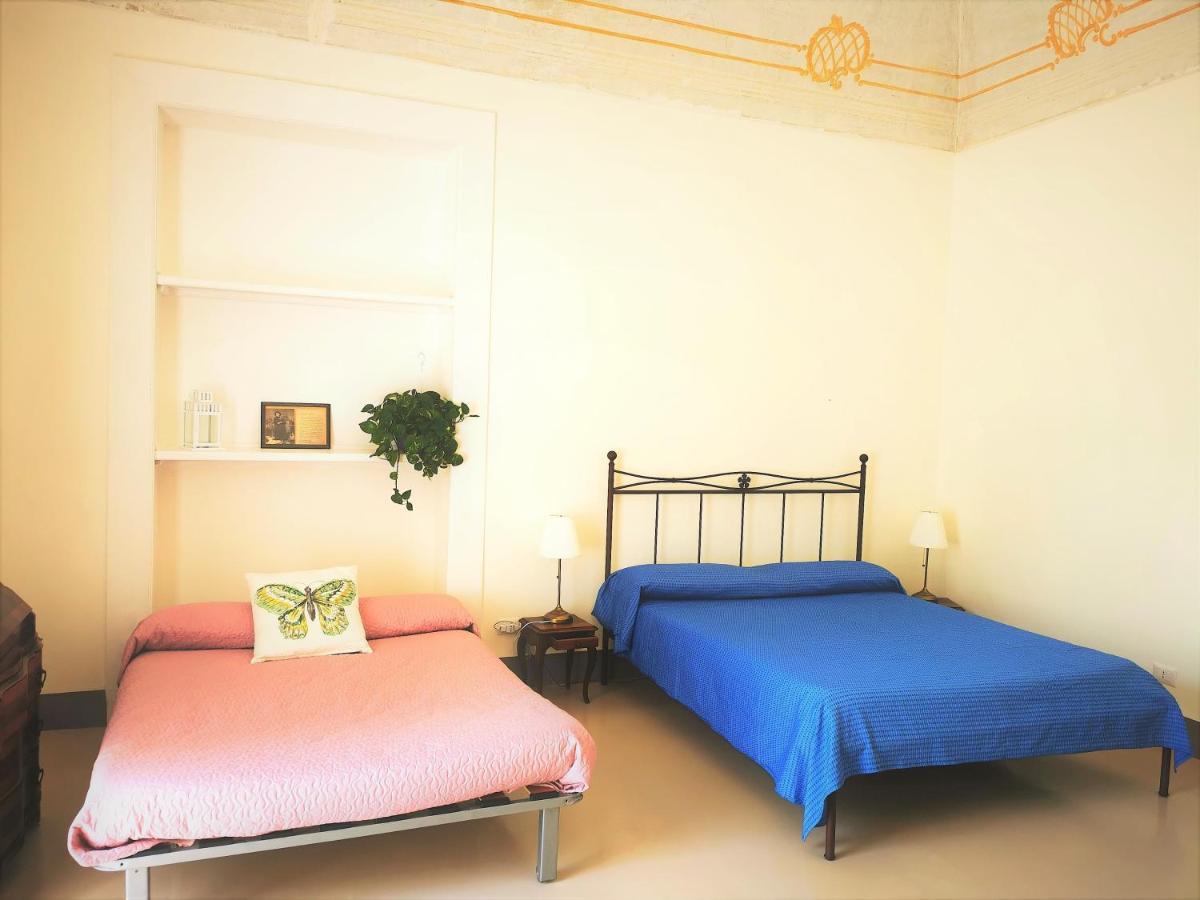 La Poetica In Villa Eldorado โปรชิดา ภายนอก รูปภาพ
